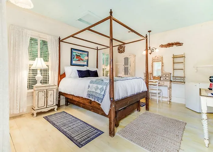 T'frere's Bed & Breakfast